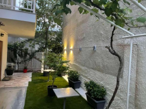 Velonis Apartments